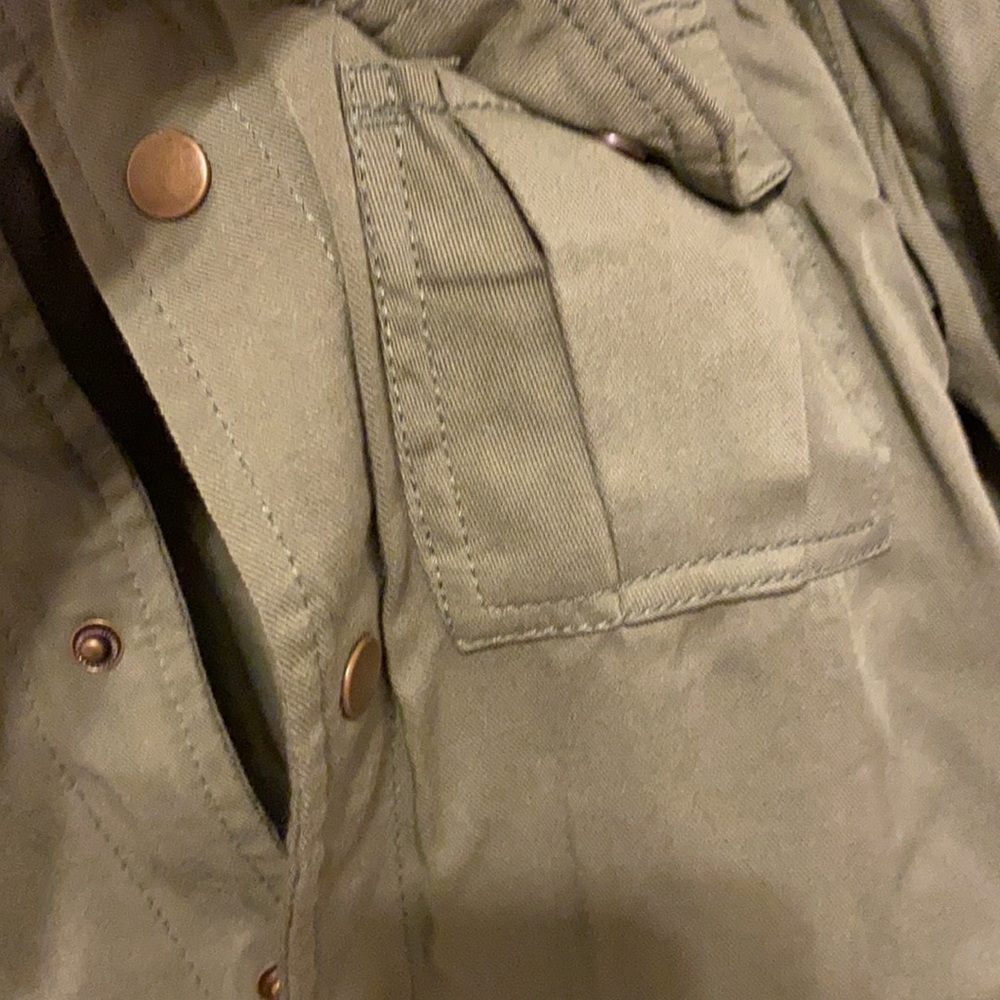 NWT Olive Green Shirt Jacket - Picture 4 of 8